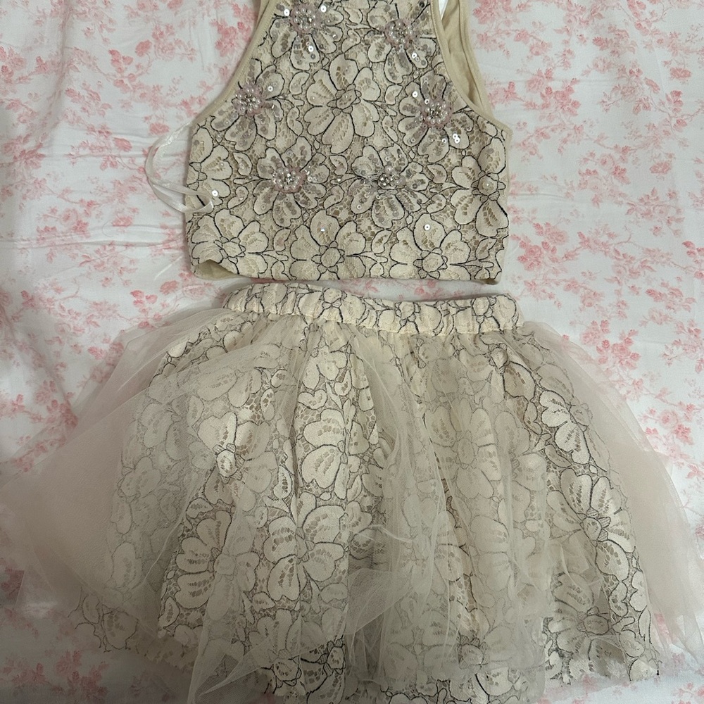 Ooh! La, La! Couture Cream Set